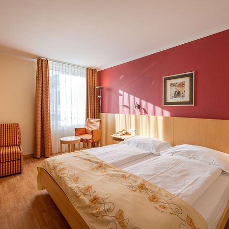 Ambassador Self Check-In Hotel Lucerna Esterno foto